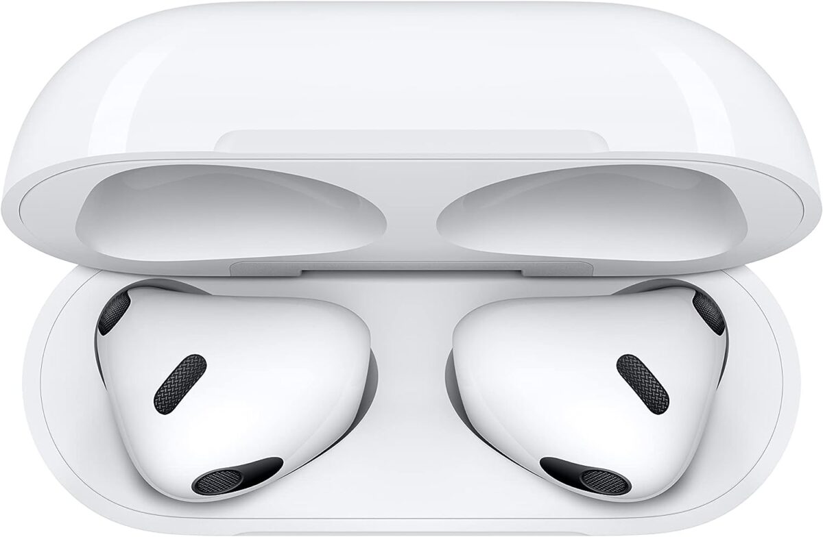 Apple Airpod 3rd Generation Wireless Earbuds with Charger Case 